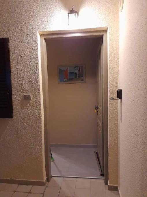 Apartment με θέα θάλασσα στην περιοχή της αθύτου *